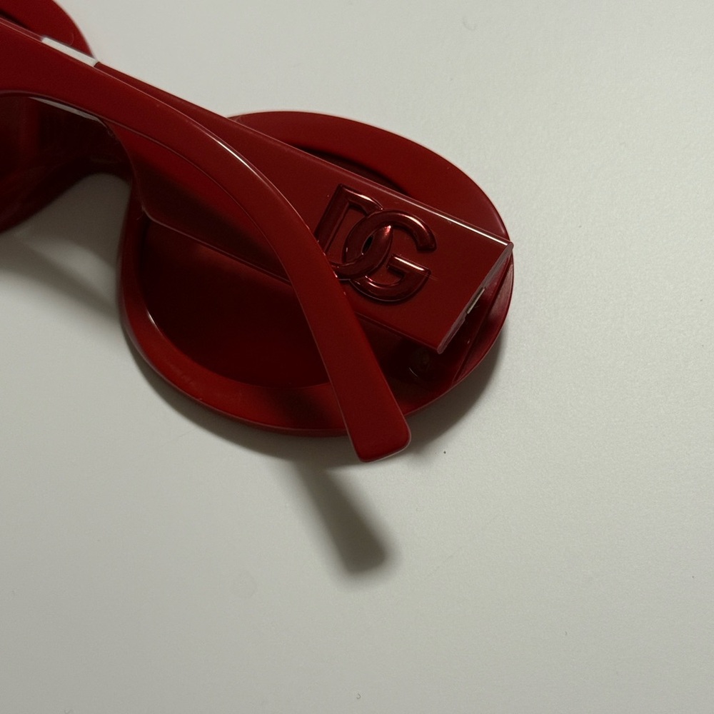 DOLCE & GABBANA Red Oval Sunglasses - Picture 7 of 9